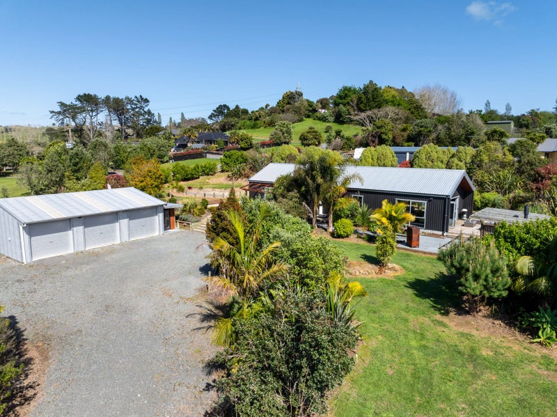 30 Mccullough Road, MANGAPAI, WHANGAREI - Carousel 1