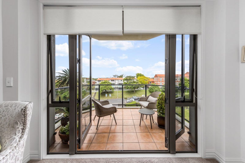 401/135 Grafton Road, Grafton, Auckland - Carousel 2