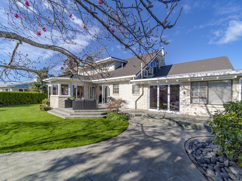 517 Hart Place, Frimley, Hastings - Carousel 1