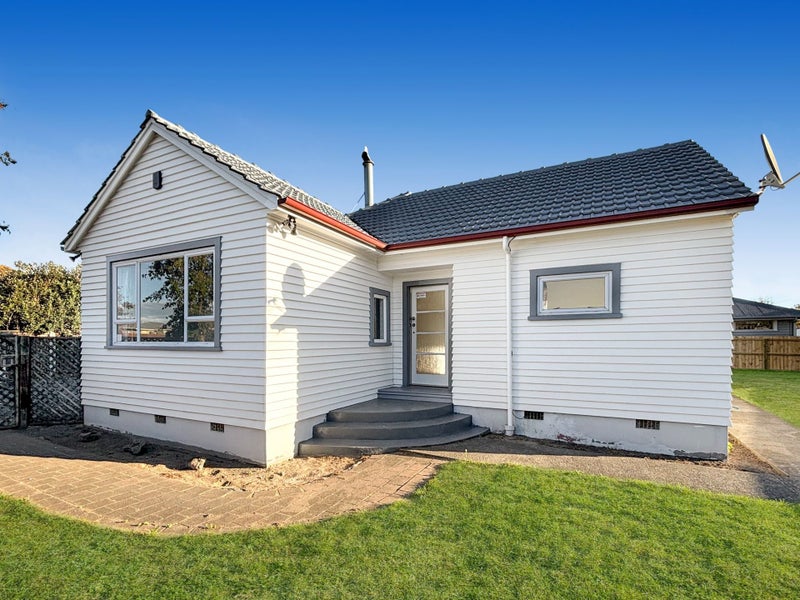 154 Breezes Road, Aranui, Christchurch - Carousel 1