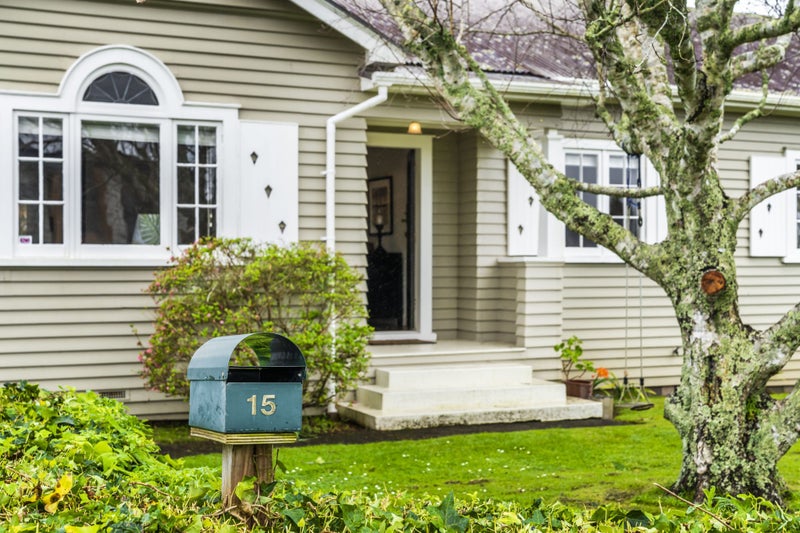 15 Hollywood Avenue, Epsom, Auckland - Carousel 2