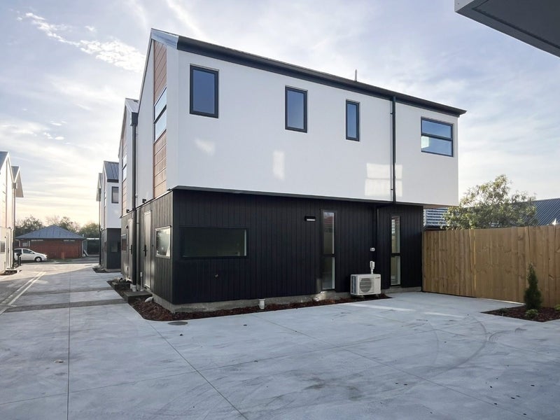 4/16 Short Street, Waltham, Christchurch - Carousel 11
