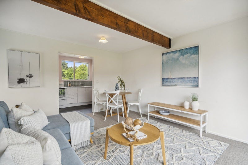 8/21 Islington Street, Trentham, Upper Hutt - Carousel 2