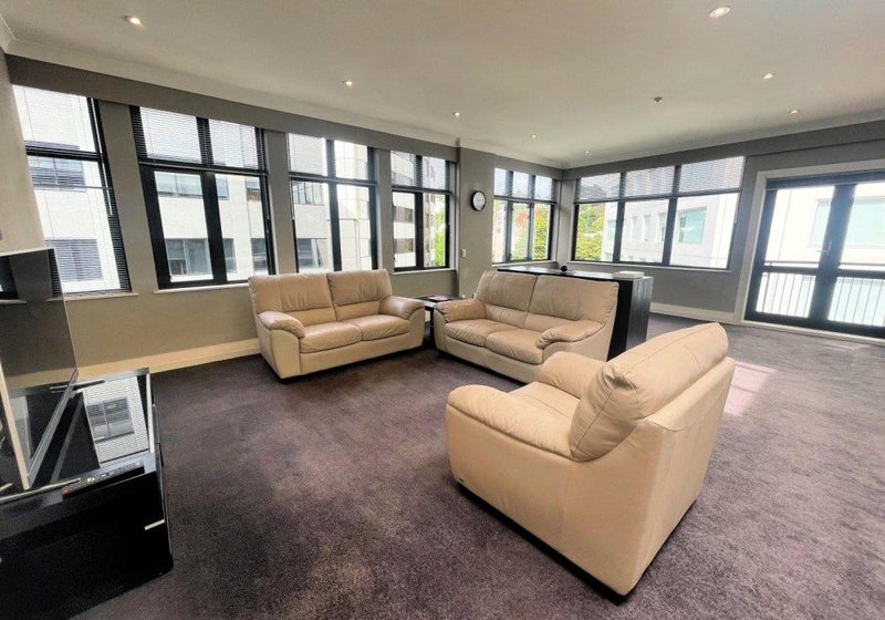 8C/16 The Terrace, Wellington Central, Wellington - Carousel 1