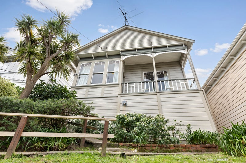 4 Konini Road, Hataitai, Wellington - Carousel 2