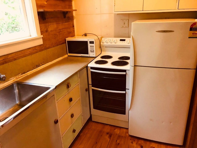 10 Taungata Road, York Bay, Lower Hutt - Carousel 2