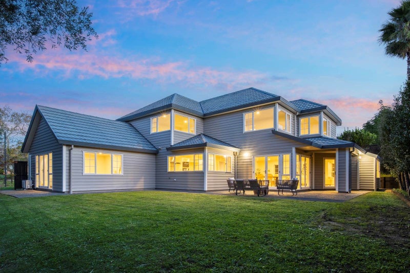 9 Red Oak Place, Schnapper Rock, Auckland - Carousel 2