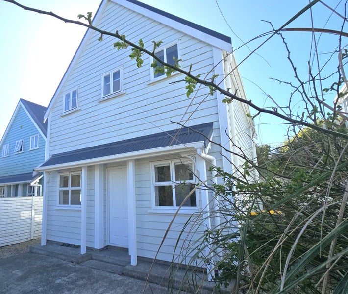 7B Richard Street, Titahi Bay, Porirua - Carousel 1