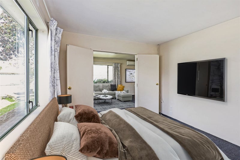 214 Grove Road, Mayfair, Hastings - Carousel 10