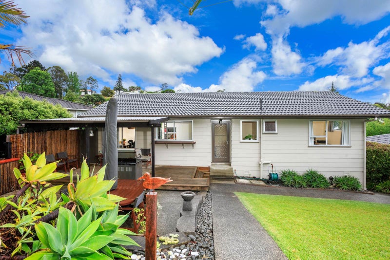 96 Salamanca Road, Sunnynook, Auckland - Carousel 2