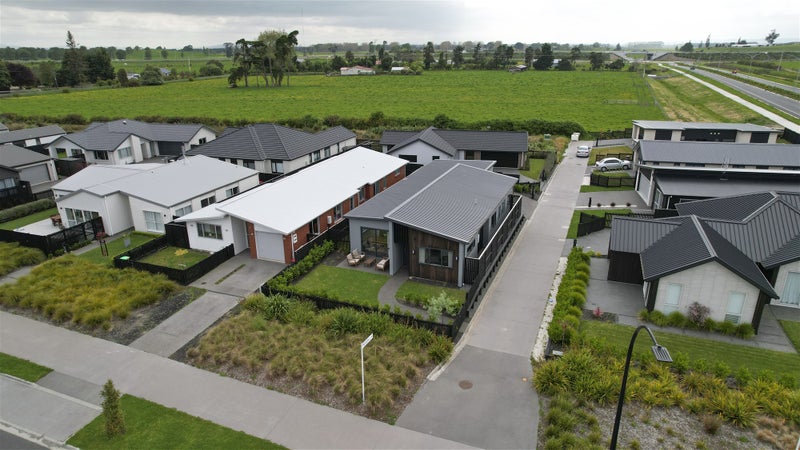 1 Mchaffie Way, Chartwell, Hamilton - Carousel 19