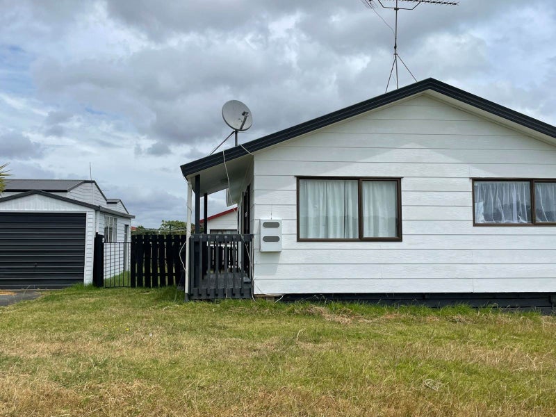 11 Foxlaw Street, Randwick Park, Auckland - Carousel 2