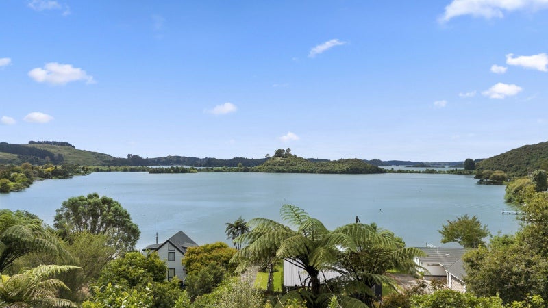 308 State Highway 33, Tikitere, Rotorua - Carousel 1