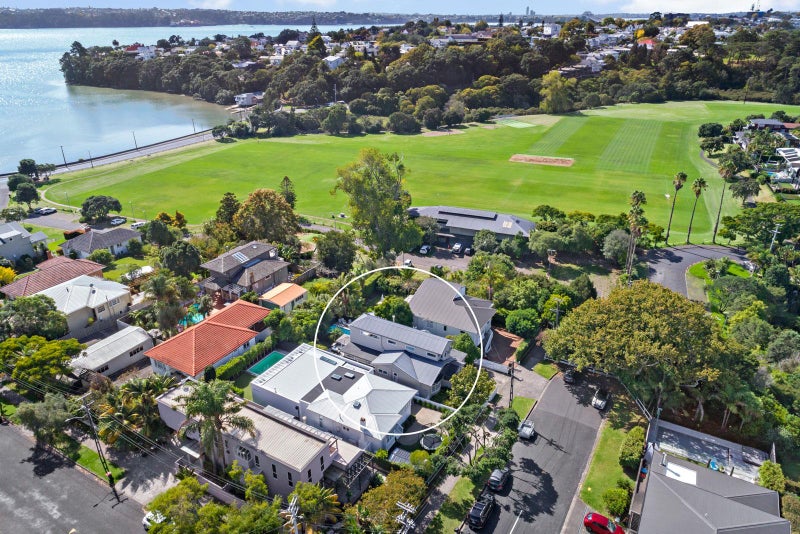 58 Nottingham Street, Westmere, Auckland - Carousel 4