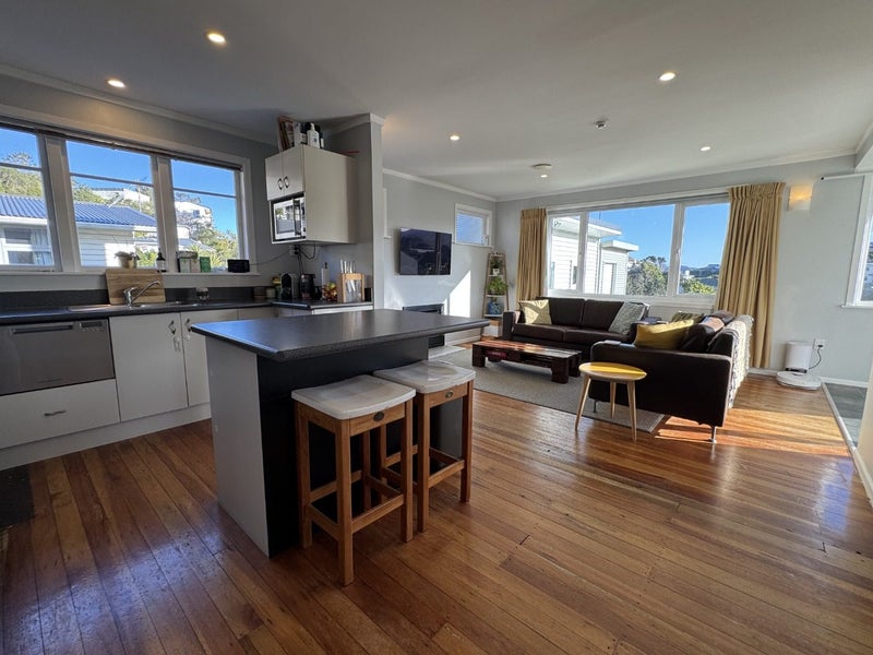 50 Black Rock Road, Newlands, Wellington - Carousel 2