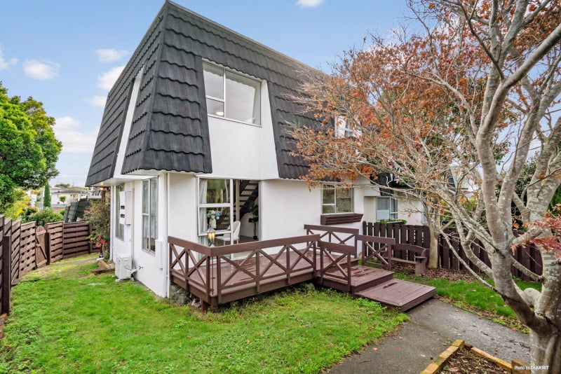 1/867 New North Road, Mount Albert, Auckland - Carousel 1