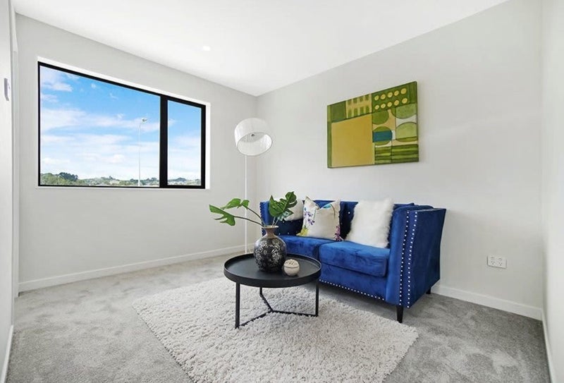 14 Laquinta Place, Flat Bush, Auckland - Carousel 10