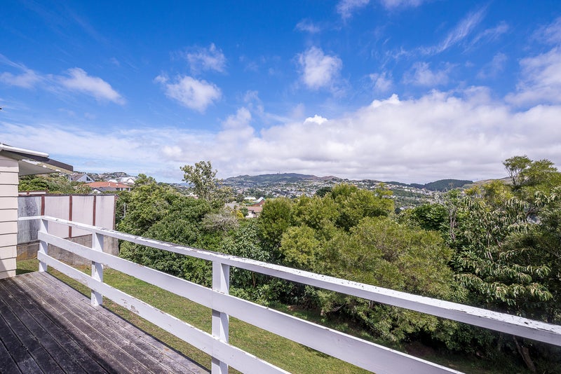 9 Mandeville Crescent, Grenada Village, Wellington - Carousel 1