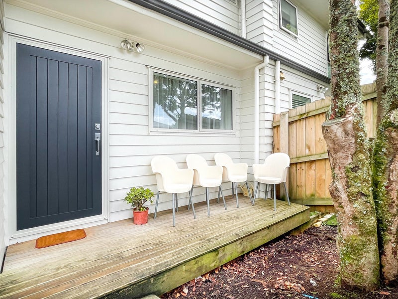 55 Seymour Road, Sunnyvale, Auckland - Carousel 18