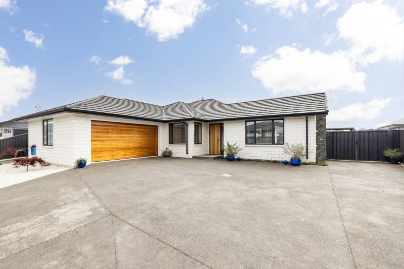 24 Clydesdale Way, Frimley, Hastings - Carousel 25