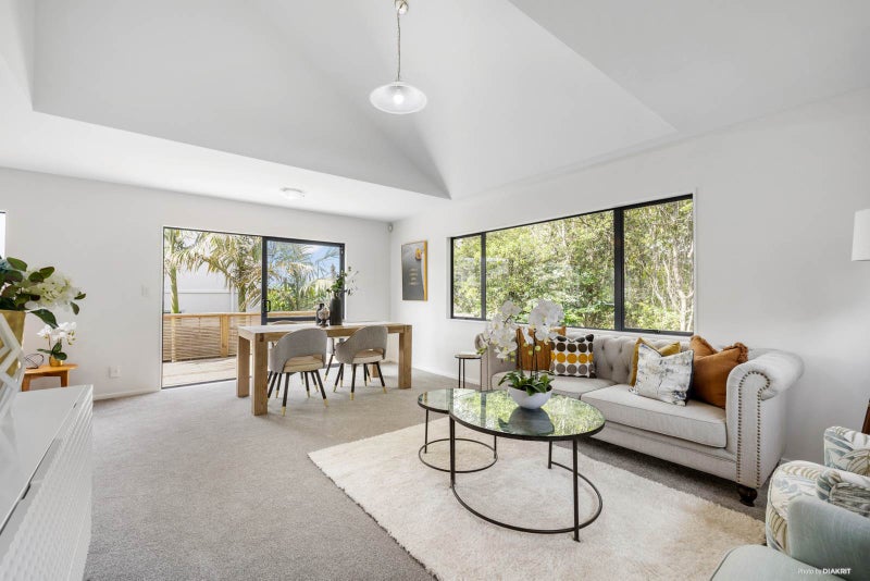 7A Potter Avenue, Northcote, Auckland - Carousel 1