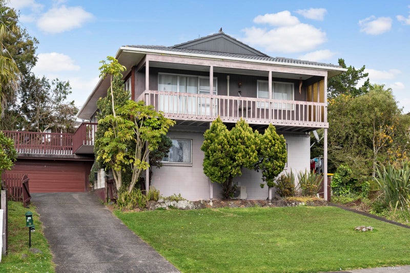 9 Butterworth Drive, Glendene, Auckland - Carousel 2