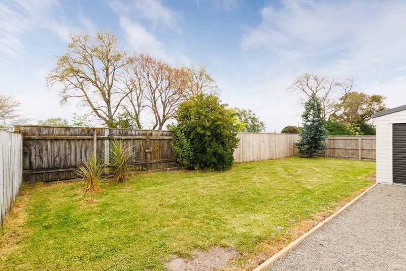 62 Ellesmere Crescent, Highbury, Palmerston North - Carousel 13