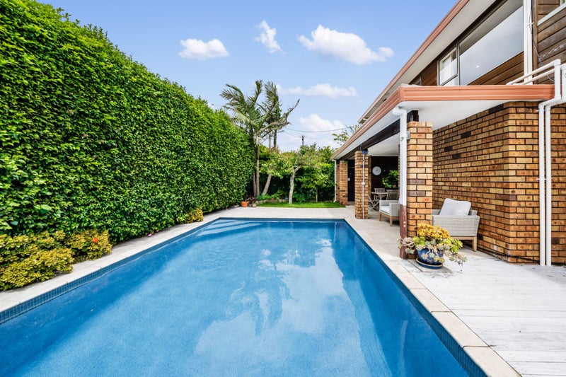 2/38 Browns Bay Road, Rothesay Bay, Auckland - Carousel 2