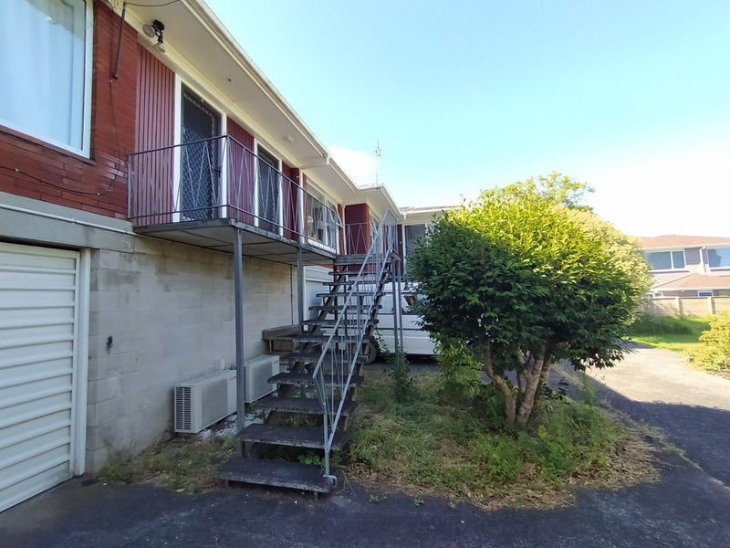 5/2 Marsden Avenue, Balmoral, Auckland - Carousel 8