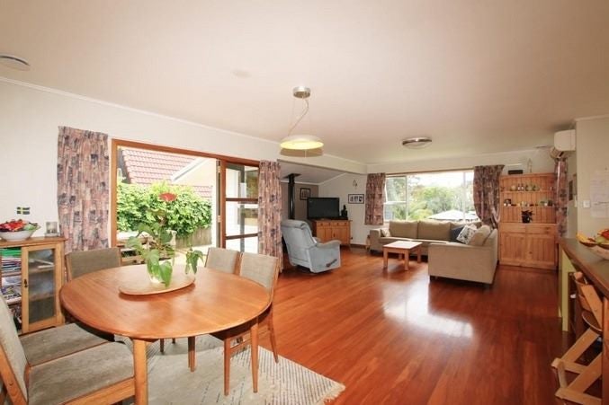 5 Orne Street, Torbay, Auckland - Carousel 2