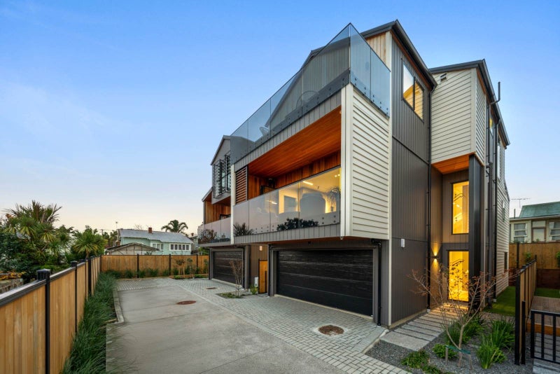 17 Goring Road, Sandringham, Auckland - Carousel 2