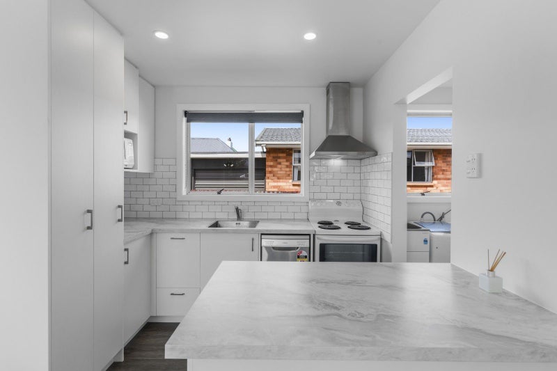 6B Eskvale Street, Saint Kilda, Dunedin - Carousel 2