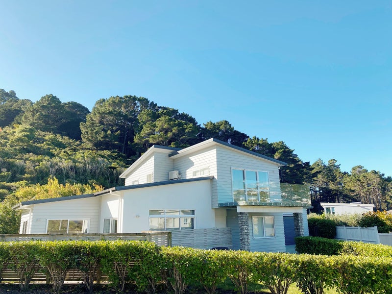 44 Khouri Avenue, Karori, Wellington - Carousel 1