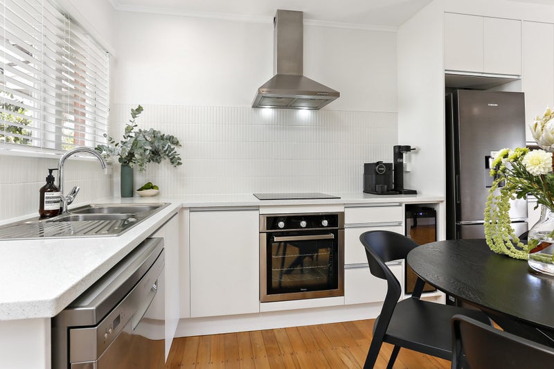 3/24 Liston Crescent, Howick, Auckland - Carousel 2