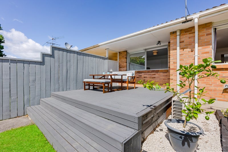 2/43 Abbotts Way, Remuera, Auckland - Carousel 2