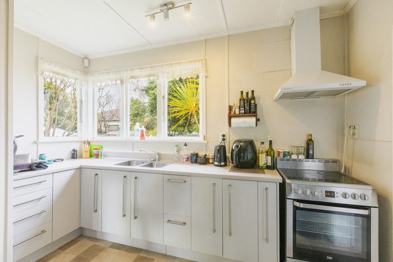 57 Wellesley Road, Napier South, Napier - Carousel 2