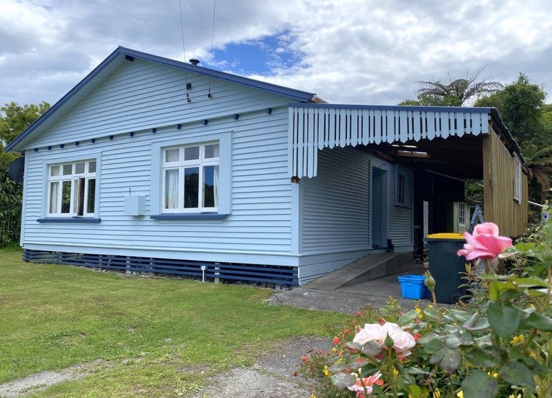 231 Rutherglen Road, Rutherglen, Greymouth - Carousel 1