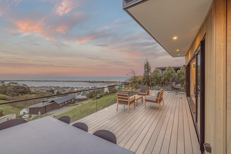 7 Francis James Lane, Redcliffs, Christchurch - Carousel 2