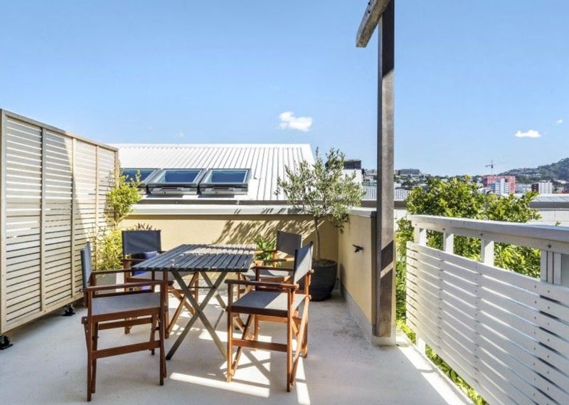 15/4 Frederick Street, Te Aro, Wellington - Carousel 5