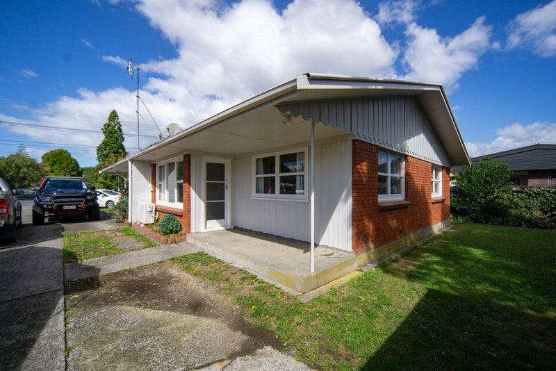 163B Knighton Road, Hillcrest, Hamilton - Carousel 1