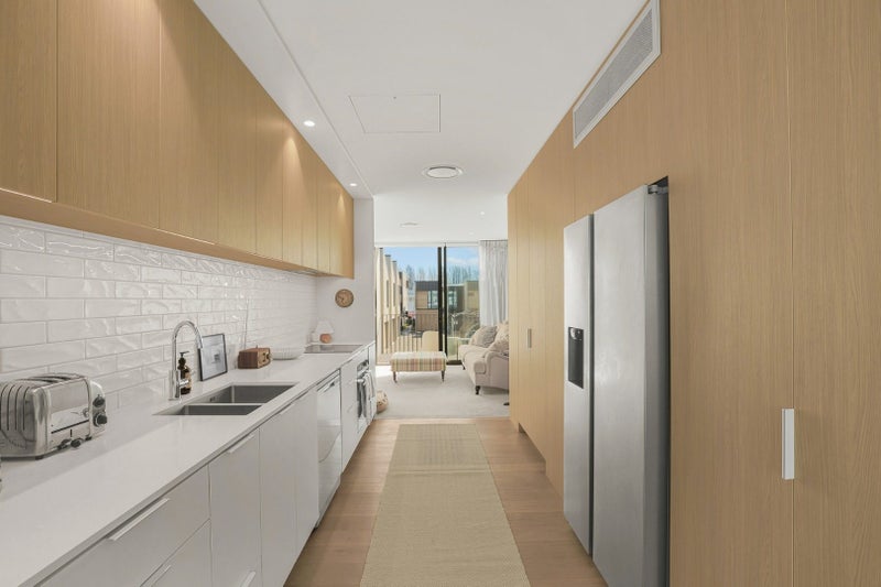 11/163 Worcester Street, Christchurch Central, Christchurch - Carousel 2