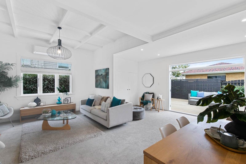 62B Tawa Road, One Tree Hill, Auckland - Carousel 2