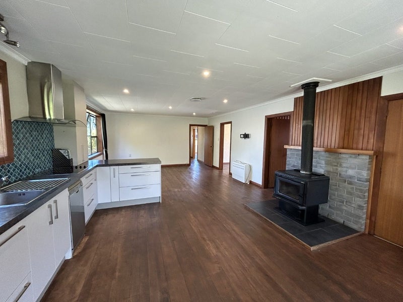 33 Stafford Street, Blackball, Greymouth - Carousel 2