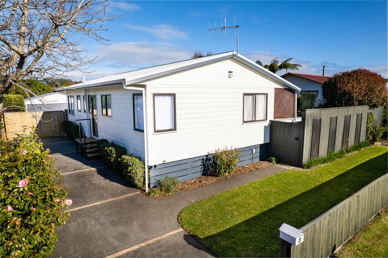 5 Spackman Crescent, Paraparaumu, Paraparaumu - Carousel 2