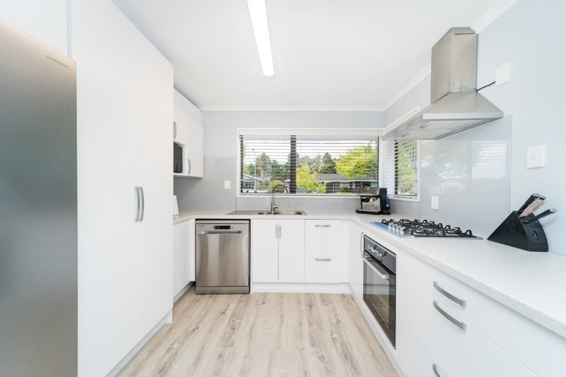 47A Carter Crescent, Awapuni, Palmerston North - Carousel 2