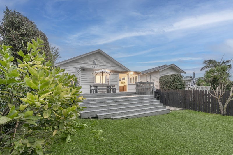 11 Old Mill Road, Grey Lynn, Auckland - Carousel 2