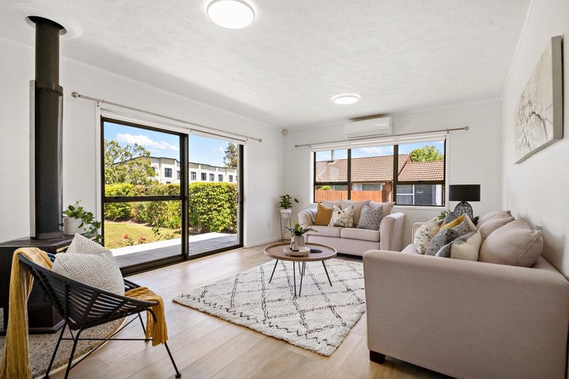 10 Pinotage Place, Huapai, Kumeu - Carousel 2