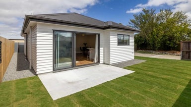 1 Baffin Street, Wainoni, Christchurch - Carousel 1