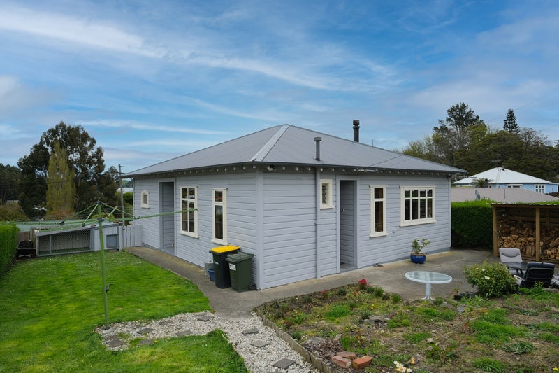13 Wairoa Street, Kaikorai, Dunedin - Carousel 2