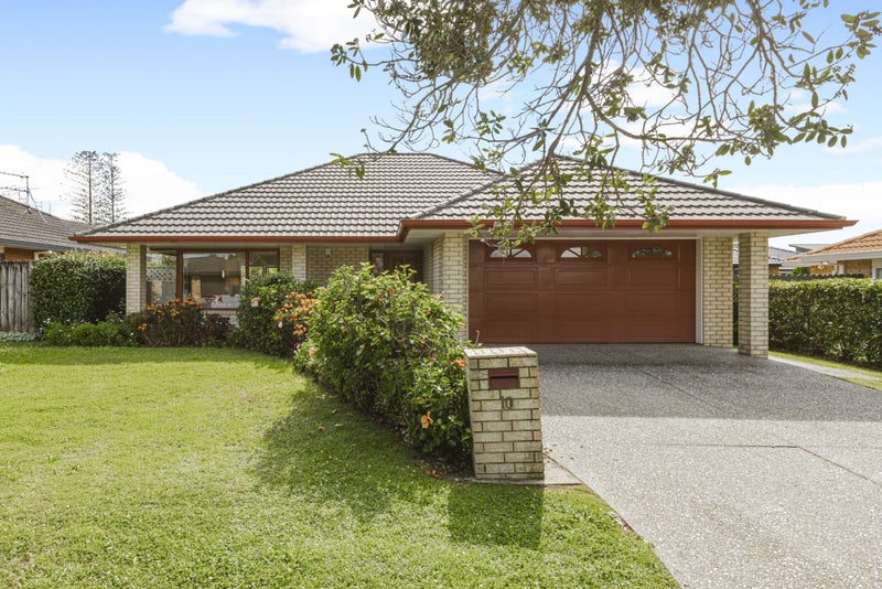 10 Norm Pellow Drive, Manurewa, Auckland - Carousel 1